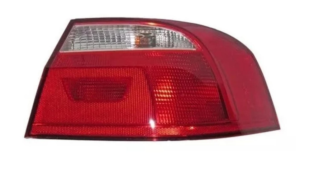 Farol Trasero Derecho Volkswagen Voyage 2013-2017
