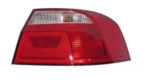 [CP002963] Farol Trasero Derecho Volkswagen Voyage 2013-2017